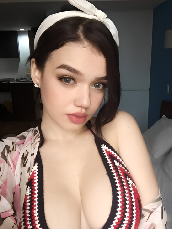 Индивидуалка Майя, доступна для личного знакомства от 2000 руб