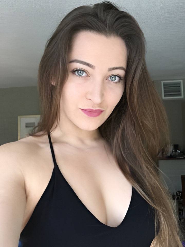 Виктория привлекальеная девушка из Коломны цена от 2000 руб