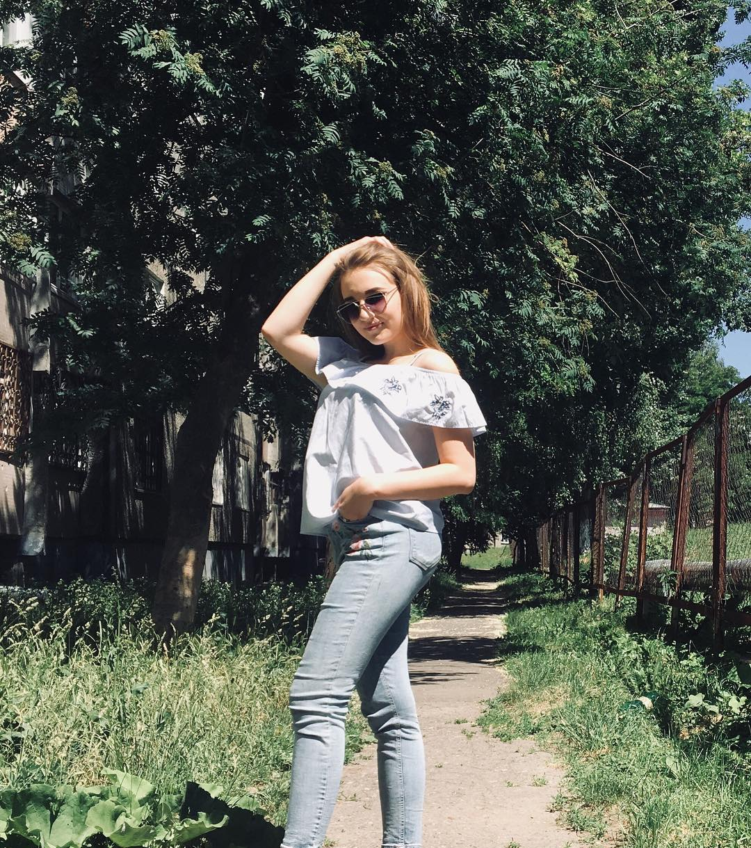 Камила привлекальеная девушка из Коломны цена от 3000 руб