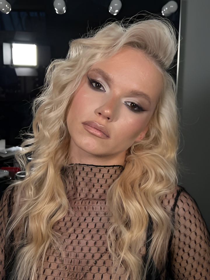 Индивидуалка Рада, доступна для личного знакомства от 10000 руб